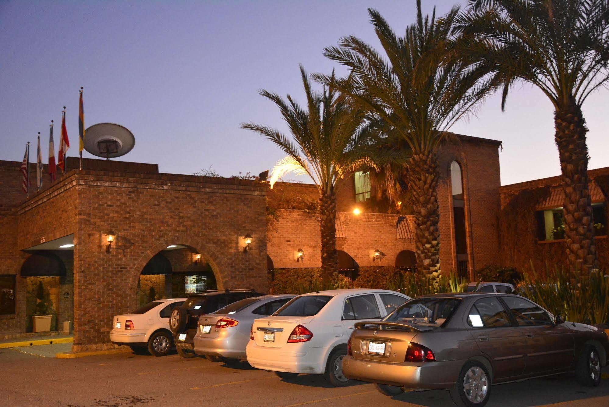 Gomez Palacio Best Western Posada Del Rio מראה חיצוני תמונה